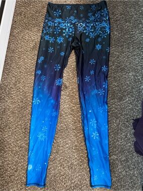 Women's Blue Snowflake Gradient Leggings